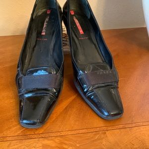 Pravda shoes size 10